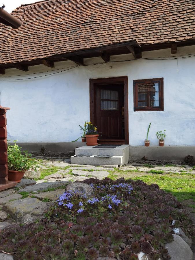 Sovarlak Sarateni Exterior photo
